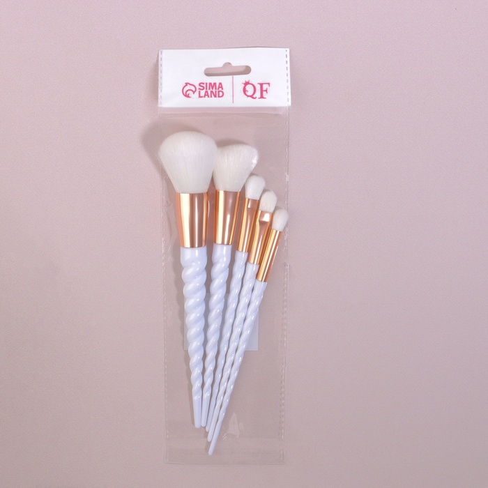 Набор кистей «Единорог», 5 предметов, цвет белый Набор кистей «Единорог», 5 предметов, цвет белый