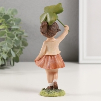 Сувенир полистоун "Малышка с зелёным клевером" 6,5х5,5х15,5 см