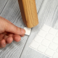 Накладка мебельная ТУНДРА, 19 х 19 мм, квадратная, белая, 32 шт. Накладка мебельная ТУНДРА, 19 х 19 мм, квадратная, белая, 32 шт.