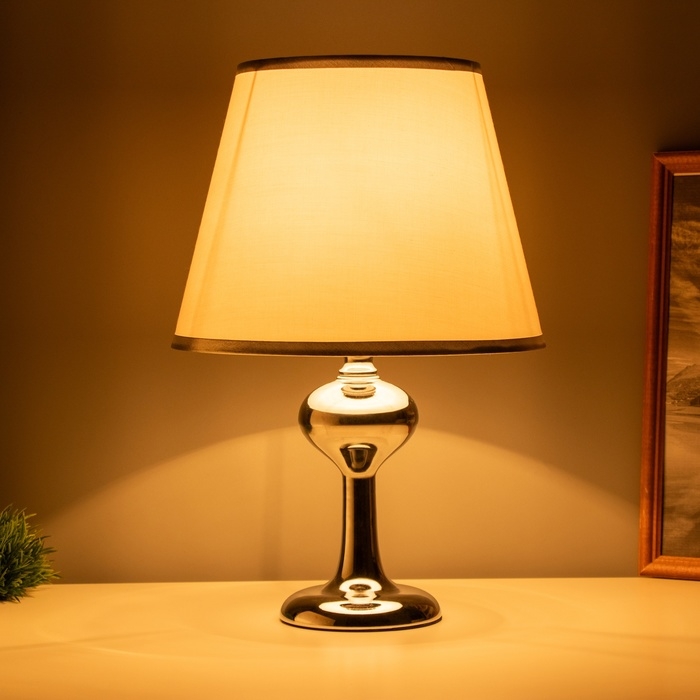 Лампа настольная "Сарма" 1x60Вт E27 хром 25х25х40см RISALUX