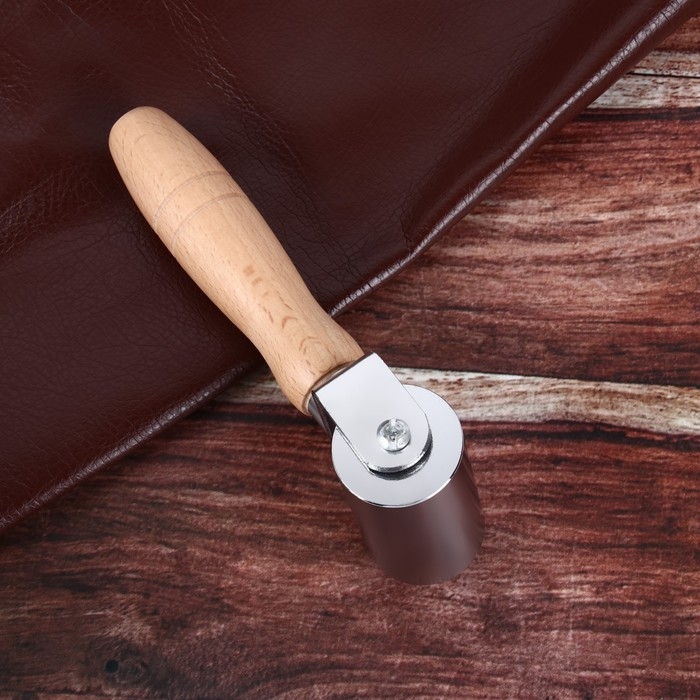 Роллер для клеевых работ с кожей, 16,5 &times; 6 см, цвет серебряный