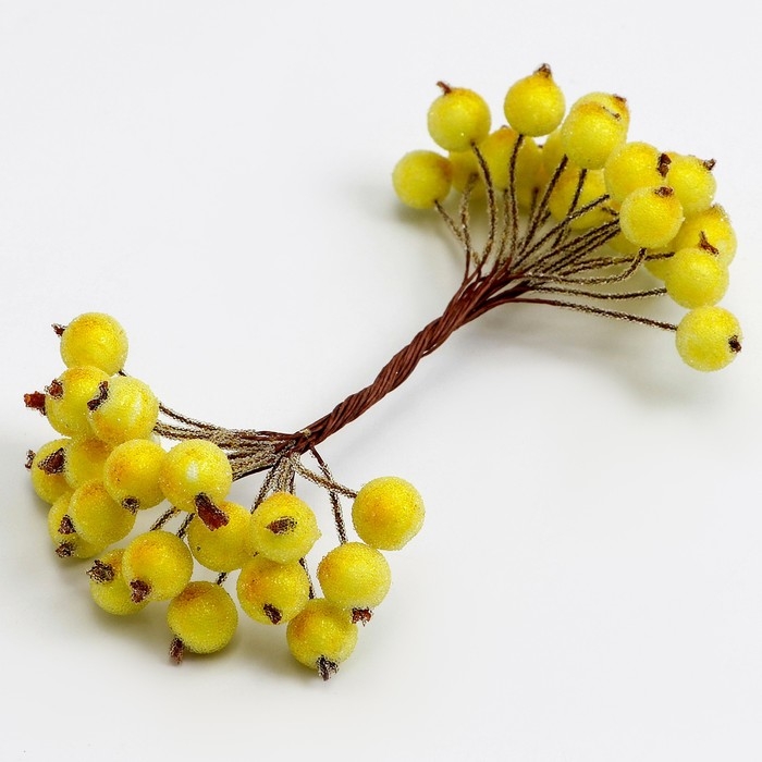 Новый год! Декоративные ягодки, жёлтые, 7 &times; 6 &times; 7 см, 40 ягод
