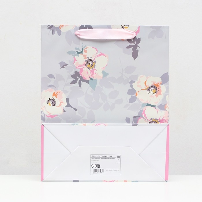 Пакет ламинированный &laquo;Нежный взгляд&raquo; 26 x 32 x 12 см