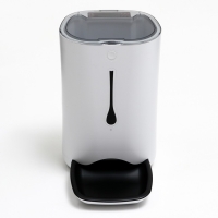 Умная автокормушка, контейнер 6 л, 3 кг сухого корма, функция записи голоса Умная автокормушка, контейнер 6 л, 3 кг сухого корма, функция записи голоса