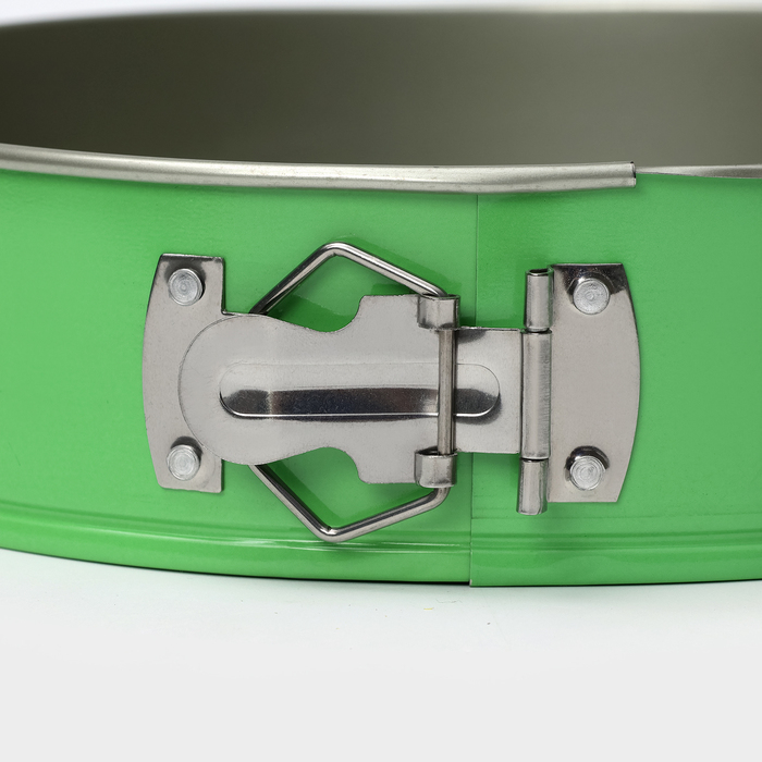 Форма для выпечки и выкладки с регулировкой размера «Никис», d=24 см, h=6 см, антипригарное покрытие, цвет микс Форма для выпечки и выкладки с регулировкой размера «Никис», d=24 см, h=6 см, антипригарное покрытие, цвет микс