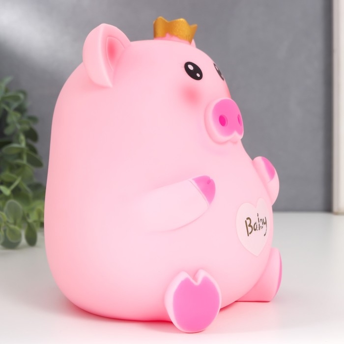 Копилка пластик Копилка пластик "Поросюшка в короне" 14,5х14х17 см