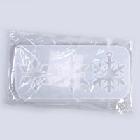 Форма силиконовая универсальная, подвеска &laquo;Снежинки&raquo; 3 в 1, размер от 5,2 до 5,6 см