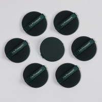 Спонжи для макияжа &laquo;PINNEAPPLE&raquo;, набор - 7 шт, d = 5,5 см, с держателем, в футляре, цвет изумрудный