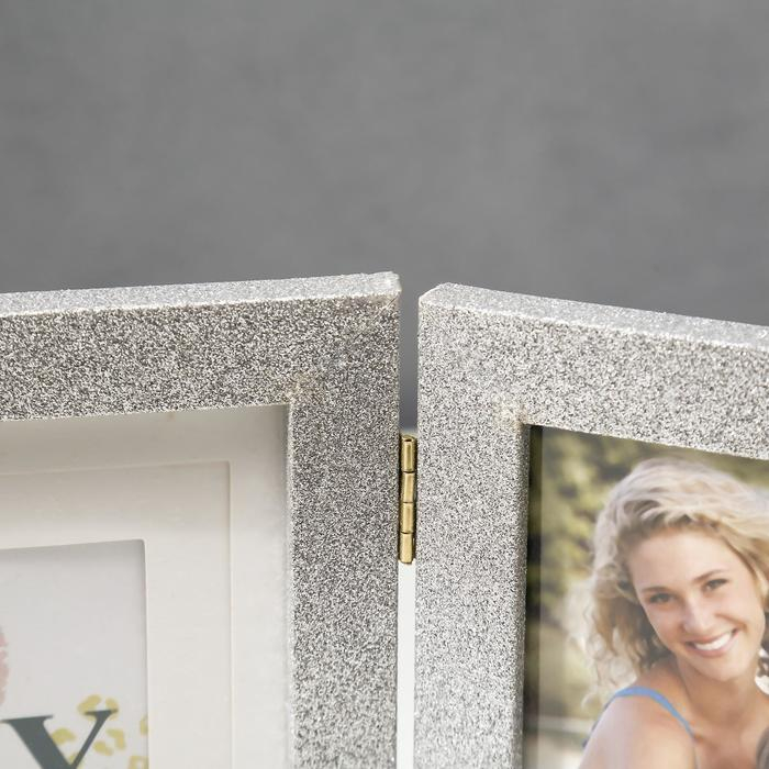 Фоторамка пластик на 3 фото 10х15, 15х20 см Фоторамка пластик на 3 фото 10х15, 15х20 см "Блёстки" серебро 18х50 см