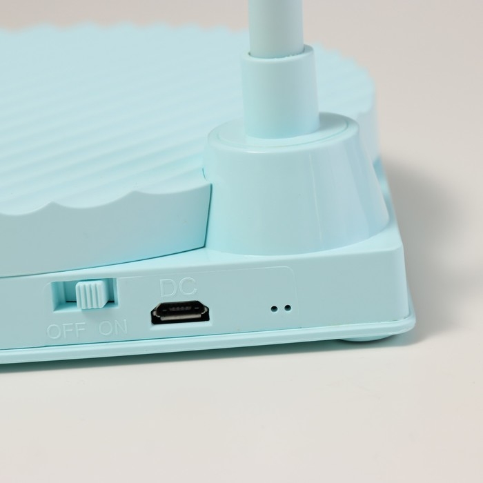 Настольная лампа Настольная лампа "Санди" LED 4Вт USB АКБ синий 11,7х14,5х18 см