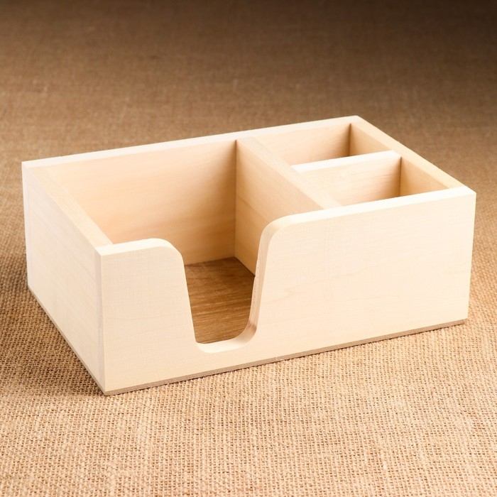 Подставка "Прямоугольник" из ЛИПЫ, с 3мя отсеками, 15&times;23&times;8,5 см