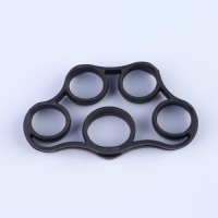 Массажёр для разработки рук и пальцев, 8 &times; 4 &times; 1,5 см, цвет чёрный