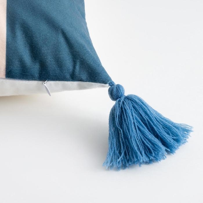 Наволочка декоративная Этель &laquo;Перо&raquo; 40х40 см, 100% п/э, велюр