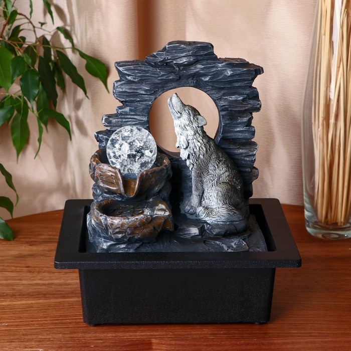 Фонтан Фонтан "Волк на скале" 16х20х25 см (с подсветкой)