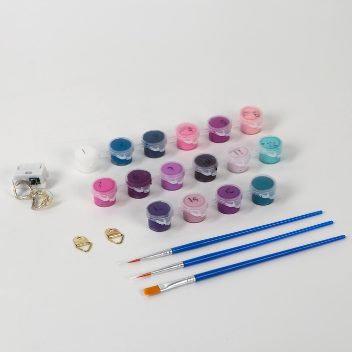 Картина по номерам с подрамником и гирляндой &laquo;Волшебный мир&raquo;, 20 х 30 см