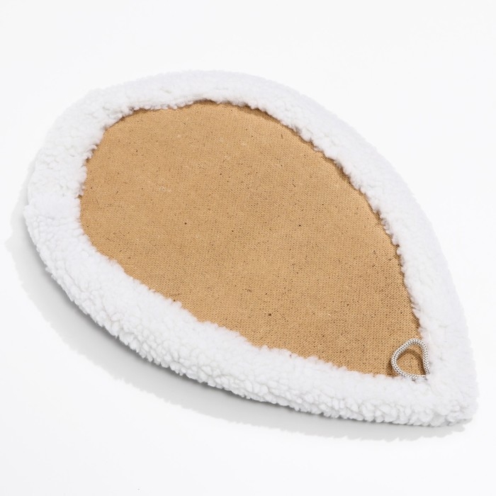 Когтеточка подвесная Когтеточка подвесная "Мышка" с хвостиком-дразнилкой, ковролин, 42 х 26,5 см, микс цветов