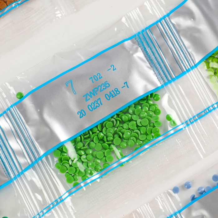 Алмазная мозаика - стикер на новый год для детей с частичным заполнением &laquo;Волшебный Новый Год!&raquo;, новогодний набор для творчества