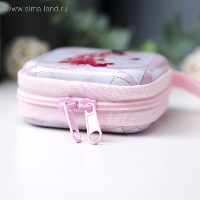 Шкатулка металл на молнии с петелькой Шкатулка металл на молнии с петелькой "Единорог в цилиндре и цветы" 6,5х6,5х3 см