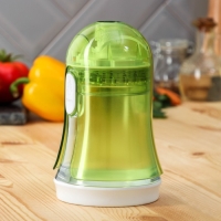 Овощерезка Доляна, 2 сменные насадки, съёмный пушер, 10,6&times;10,6&times;16,6 см, цвет зелёный, белый