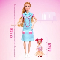 Кукла-модель шарнирная «Врач» с малышкой, с аксессуарами, МИКС Кукла-модель шарнирная «Врач» с малышкой, с аксессуарами, МИКС