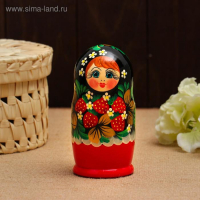 Матрёшка &laquo;Земляничка&raquo;, красное платье, 5 кукольная, 15 см