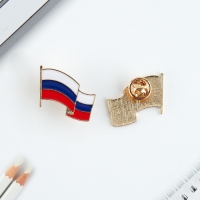 Значок &laquo;Флаг РФ&raquo;, 3 х 2.2 см