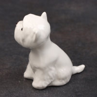 Статуэтка фарфоровая "Вест хайленд уайт терьер, сидит", 7 см Статуэтка фарфоровая "Вест хайленд уайт терьер, сидит", 7 см