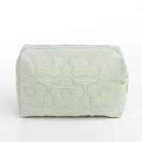 Косметичка на молнии, цвет зелёный Косметичка на молнии, цвет зелёный