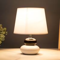 Настольная лампа "Баланс" Е14 40Вт бело-черный 17,5х17,5х23 см RISALUX