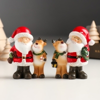 Сувенир полистоун "Дед Мороз с помощником-олешкой" МИКС 6,6х4х8 см Сувенир полистоун "Дед Мороз с помощником-олешкой" МИКС 6,6х4х8 см