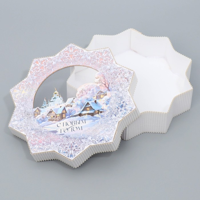 Коробка подарочная &laquo;Снежинка&raquo;, 20.5 х 21.5 х 5 см, Новый год