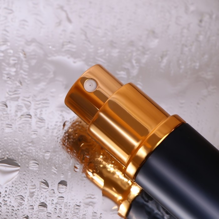 Флакон для парфюма, с распылителем, 5 мл, цвет чёрный Флакон для парфюма, с распылителем, 5 мл, цвет чёрный