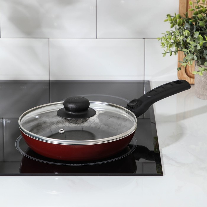 Сковорода &laquo;Альфа&raquo;, d=20 см, съёмная ручка, стеклянная крышка, антипригарное покрытие, цвет бордовый
