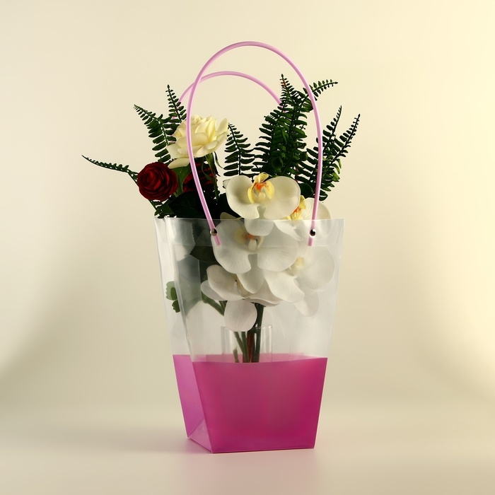 Сумка для цветов прозрачная, влагостойкая, сиреневая, 26х24х12 см Сумка для цветов прозрачная, влагостойкая, сиреневая, 26х24х12 см