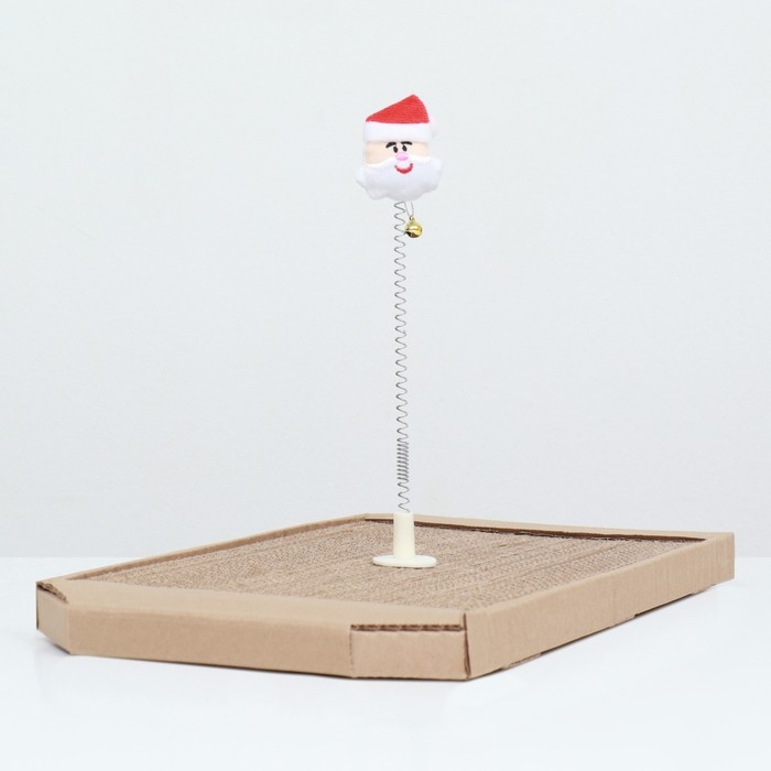 Новый год. Игрушка-дразнилка с креплением на когтеточку "Дед мороз"