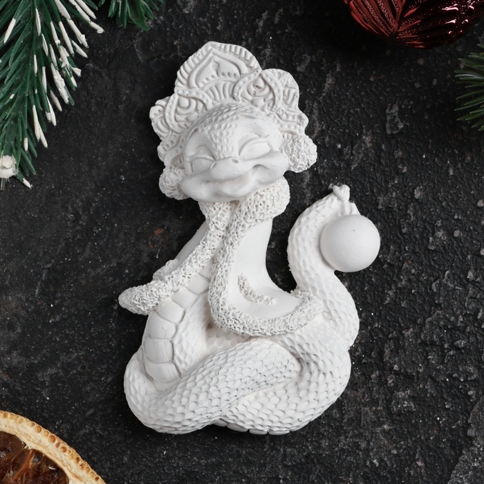 Фигура для раскраски с подвесом Фигура для раскраски с подвесом "Змея в кокошнике" 9,5х6,5см