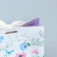 Пакет подарочный с лентой, упаковка, &laquo;Красота внутри&raquo;, 13 х 23 х 7 см