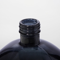 Бутылка стеклянная &laquo;Череп&raquo;, 0,77 л, цвет чёрный