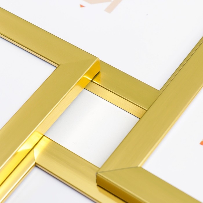 Фоторамка пластик на 4 фото Фоторамка пластик на 4 фото "KRUZO", цв. золотой