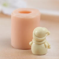 Новогодний молд силикон "Снеговичок" 2,2х1,7х2,9 см Новогодний молд силикон "Снеговичок" 2,2х1,7х2,9 см