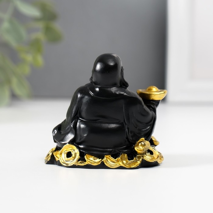 Нэцкэ полистоун "Хотей с золотыми слитками и монетами" чёрный 4х5,7х5,5 см