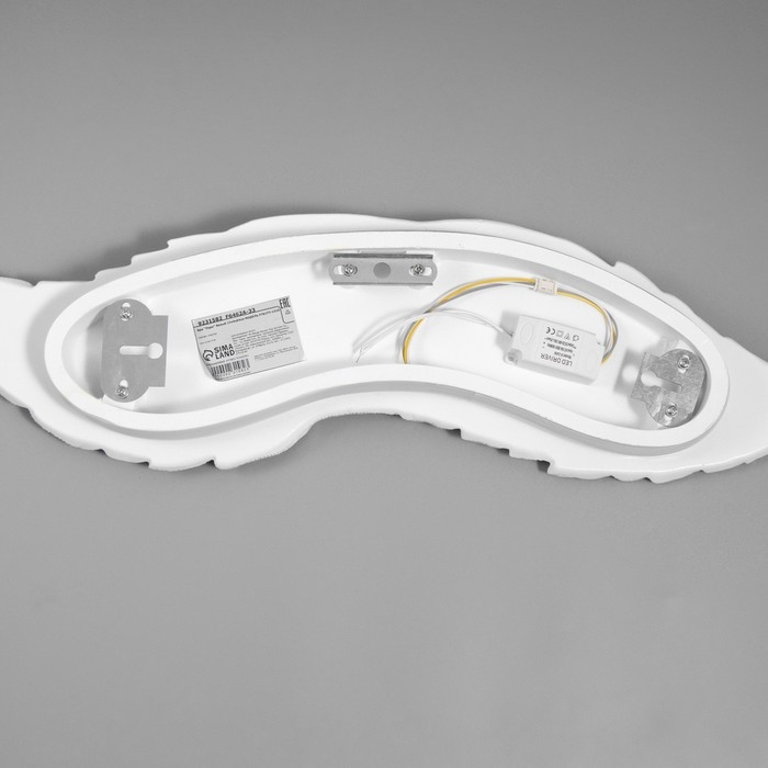 Бра "Перо" LED 22Вт 4000К белый 17х4х64см