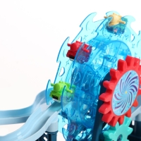 Конструктор развивающий с шестерёнками &laquo;Весёлые паровозики&raquo;, 33 детали