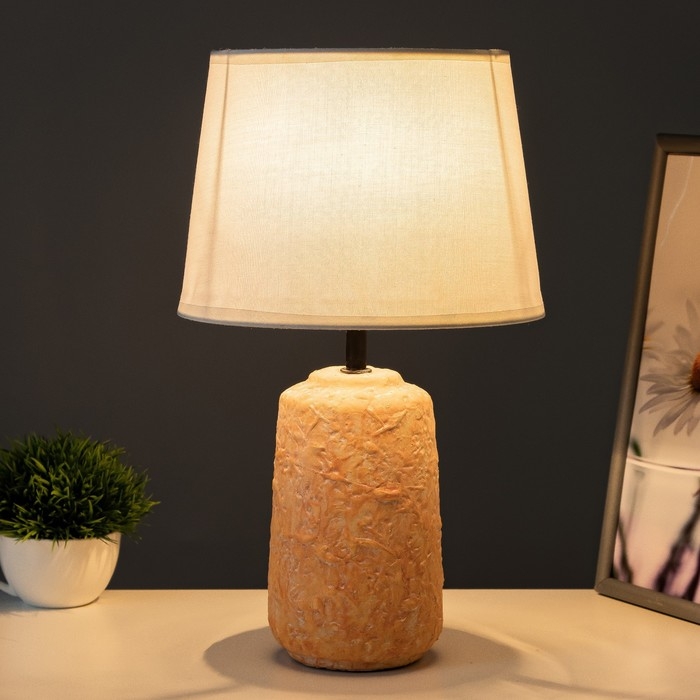 Настольная лампа "Анрия" Е14 40Вт 22,5х22,5х36 см RISALUX