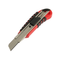 Нож ЛОМ, 2К корпус, металлическая направляющая, 18 мм Нож ЛОМ, 2К корпус, металлическая направляющая, 18 мм