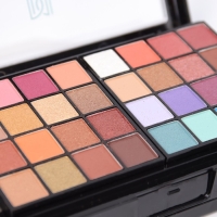 Набор профессиональной косметики"Miss Young" №18 Набор профессиональной косметики"Miss Young" №18