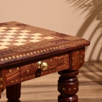 Столик шахматный 37х37х40 см, с фигурами, дерево шишам