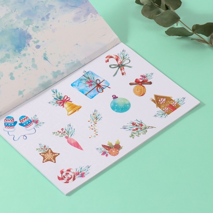 Наклейки в книжке Наклейки в книжке "Новогоднее волшебство" + 3 фона голография 20,7х14 см