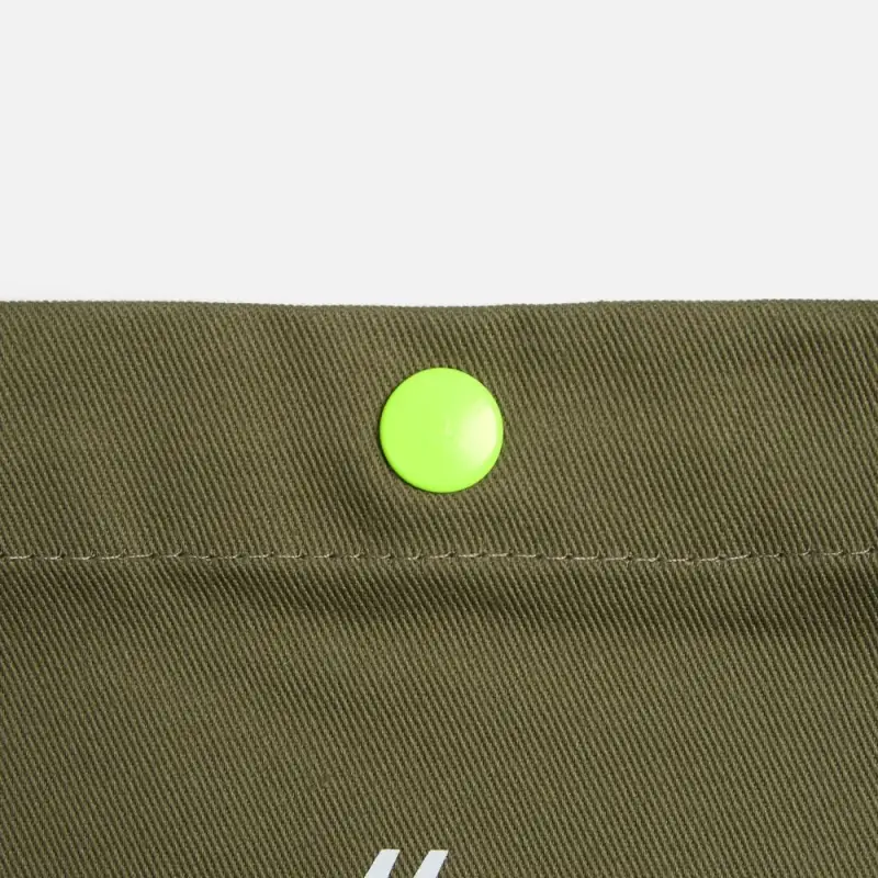 Кнопка Clavis, M, желтый неон