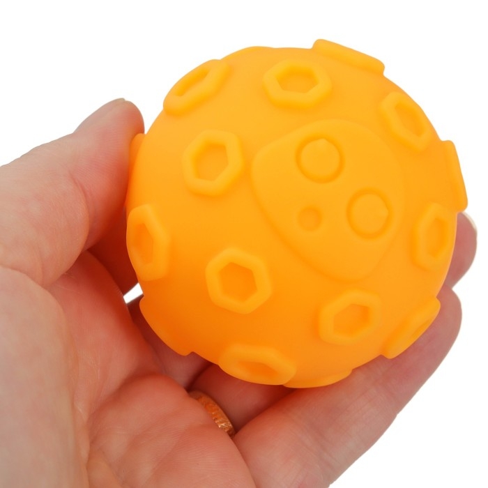 Тактильный мячик, цвет розовый/оранжевый, Mum&Baby Тактильный мячик, цвет розовый/оранжевый, Mum&Baby